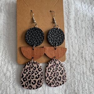 NWOT never worn Leopard Print Dangle Earrings
